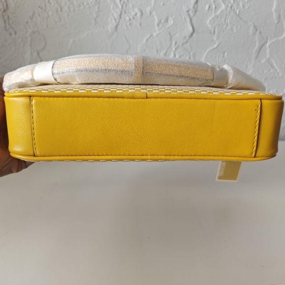 Michael Kors | Jet Set Crossbody Bag | Yellow, White | Crossbody Purse - Picture 5 of 7